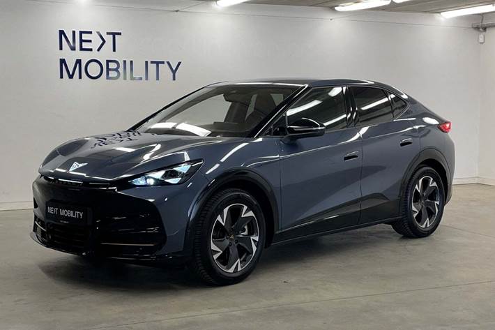 Blå Cupra Tavascan fra 2024
