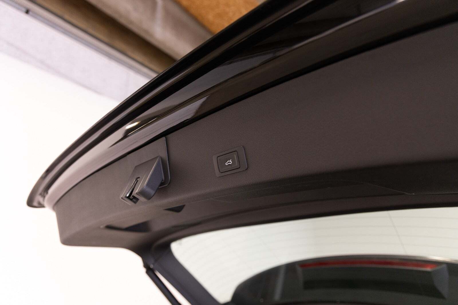 Sort Audi e-tron fra 2022