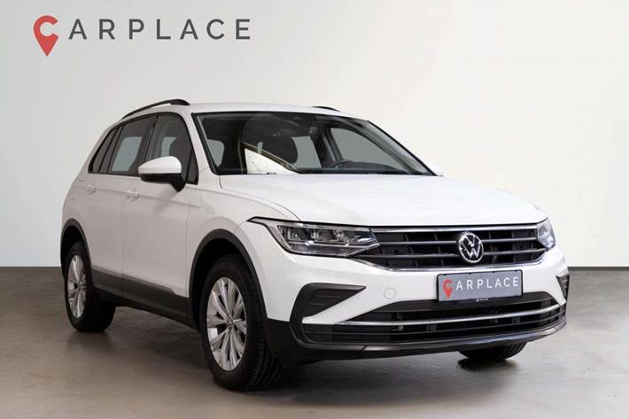 Hvid VW Tiguan fra 2021