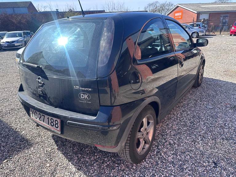 Opel Corsa 1,2 16V Comfort