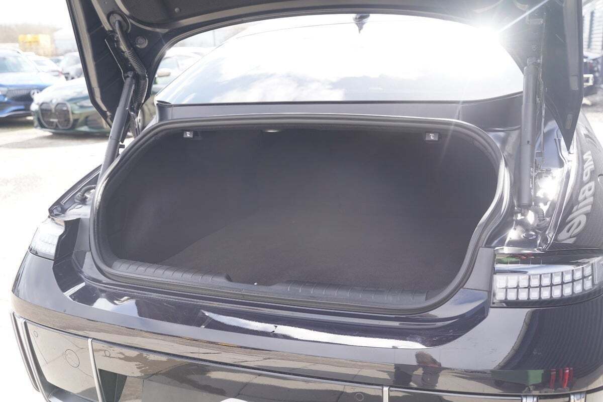 Sort Hyundai Ioniq 6 fra 2023