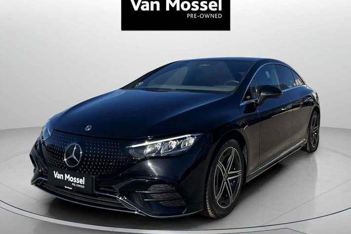 Sort Mercedes EQE350 fra 2023