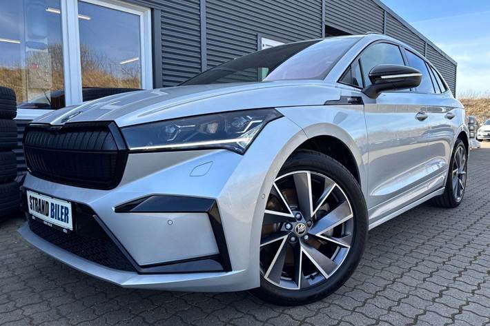 Sølv Skoda Enyaq fra 2023