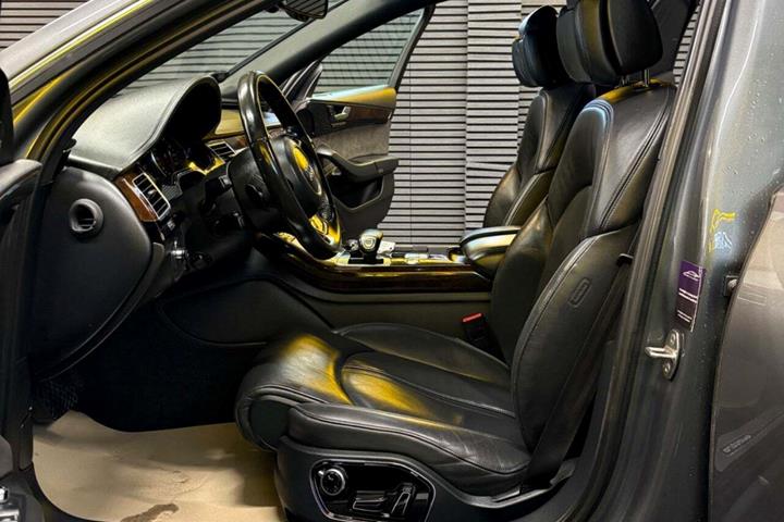 undefined Audi A8 fra 2017