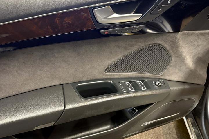 undefined Audi A8 fra 2017