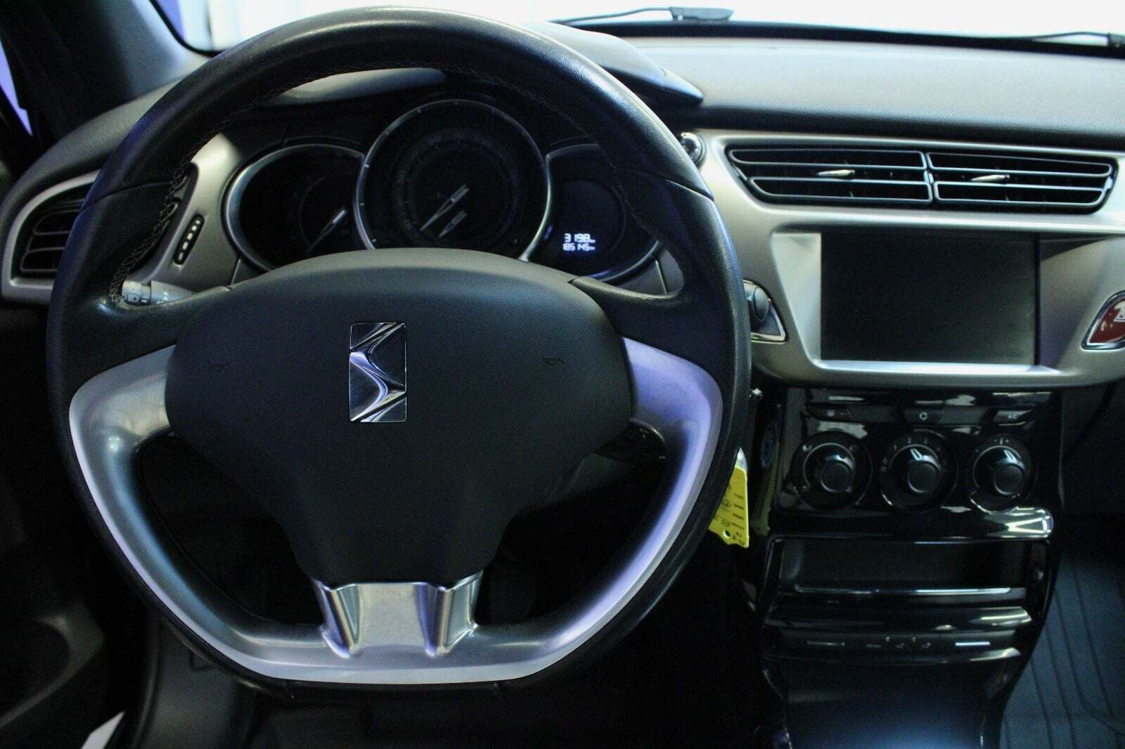 DS DS 3 1,6 BlueHDi 100 Sport