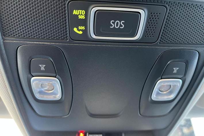 Grå Renault Captur fra 2020