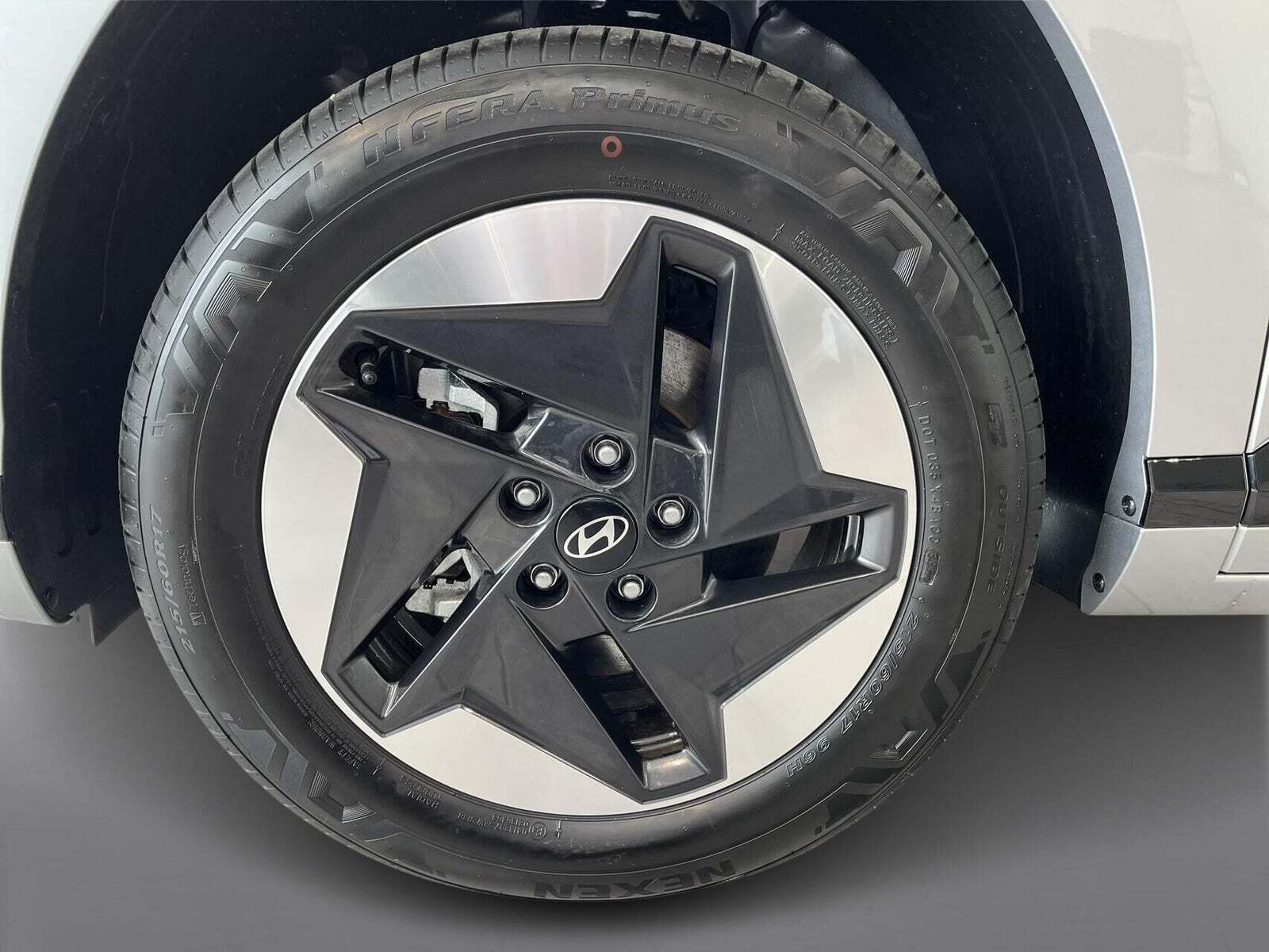 Sølv Hyundai Kona fra 2026