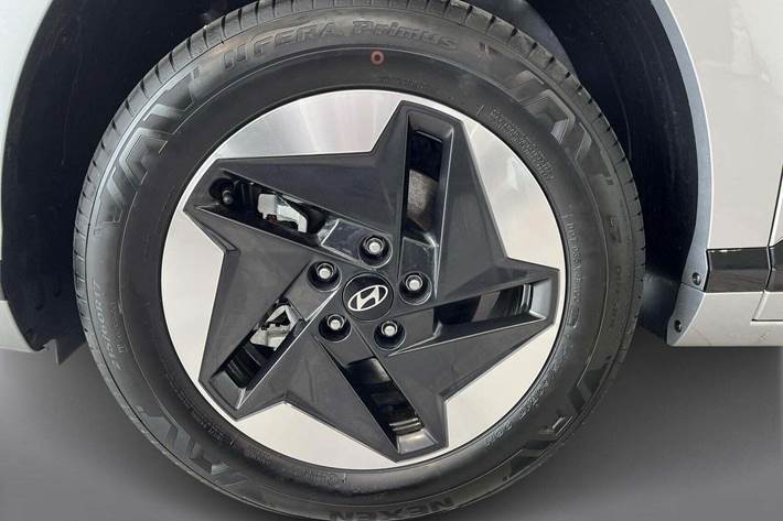 Sølv Hyundai Kona fra 2026