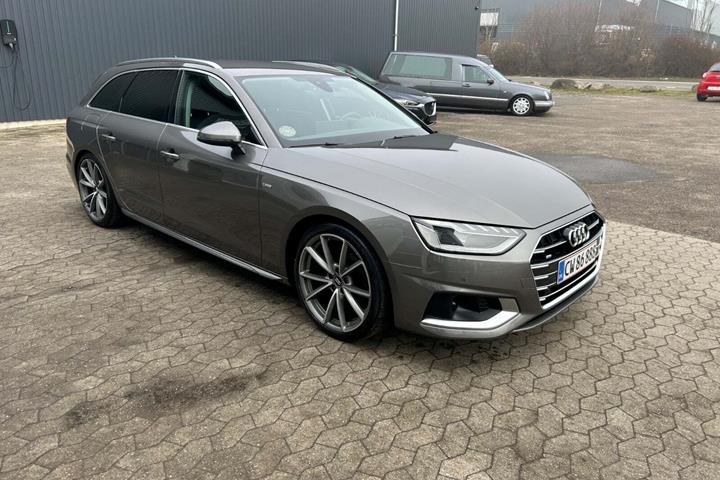Grå Audi A4 fra 2020