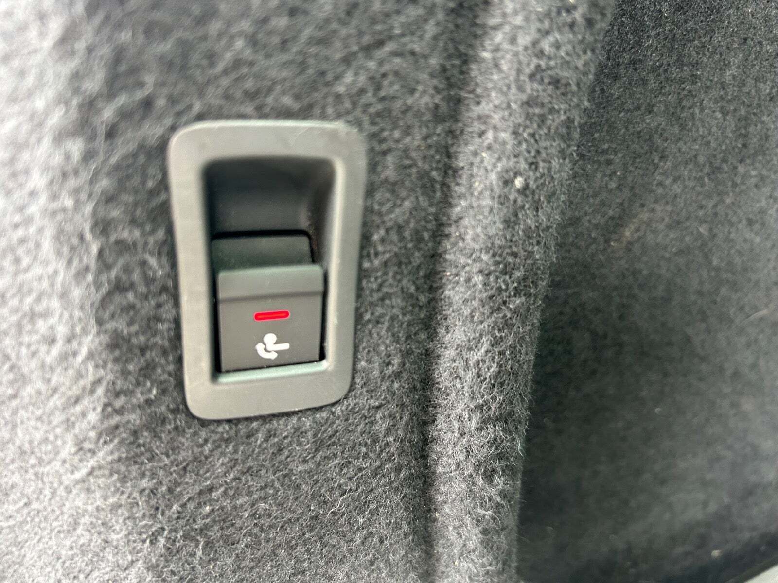 Grå Audi A4 fra 2020