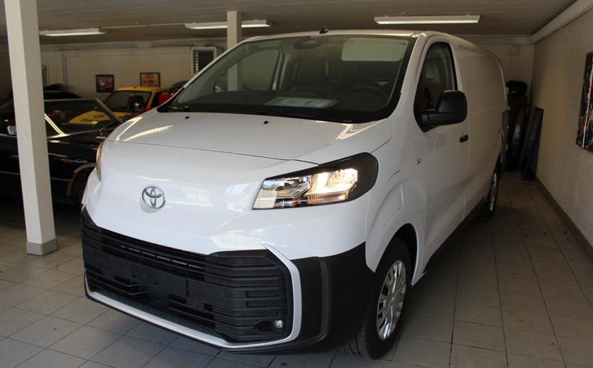 Toyota ProAce 75 Long Comfort Master