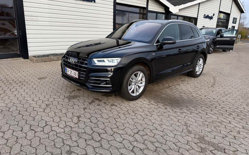 Audi Q5 55 TFSi e S-line quattro S-tr. Van