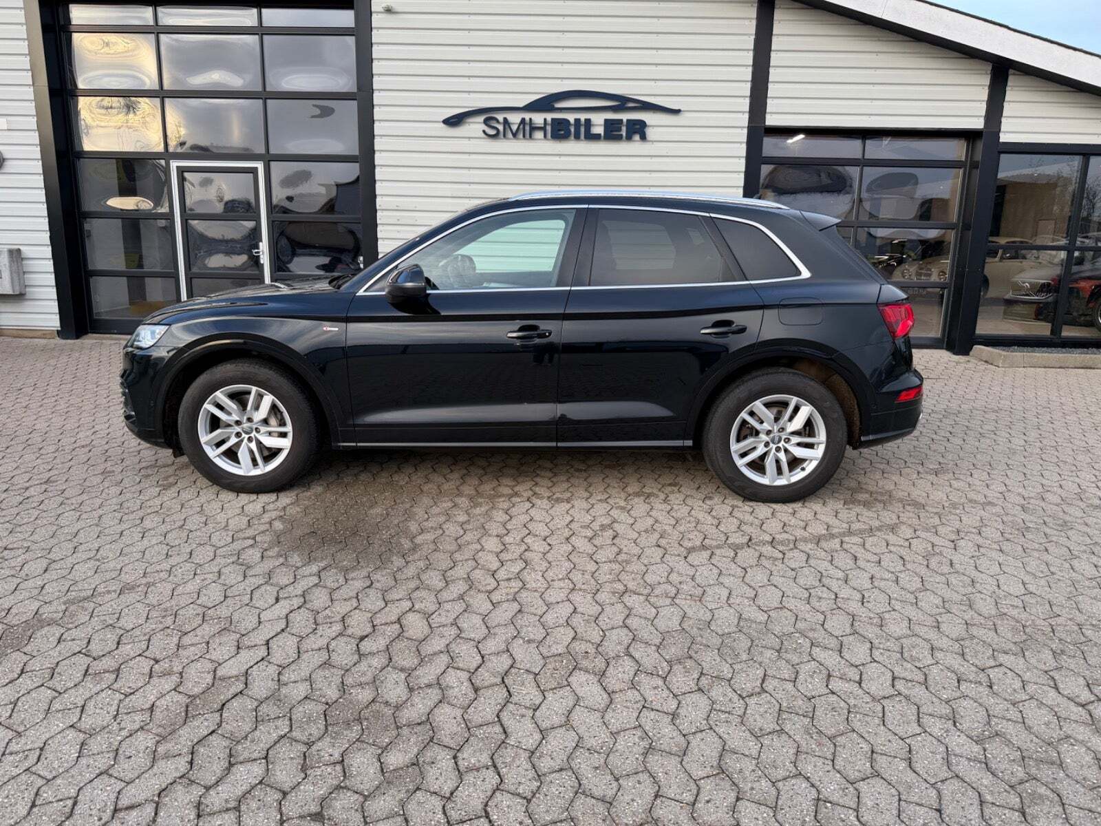 Audi Q5 55 TFSi e S-line quattro S-tr. Van