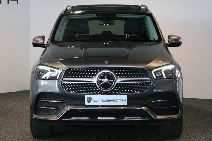 Grå Mercedes GLE350 de fra 2021