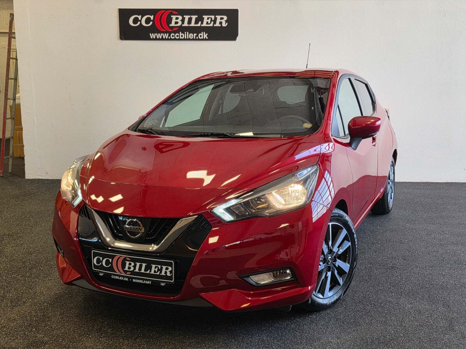 Rød Nissan Micra fra 2017