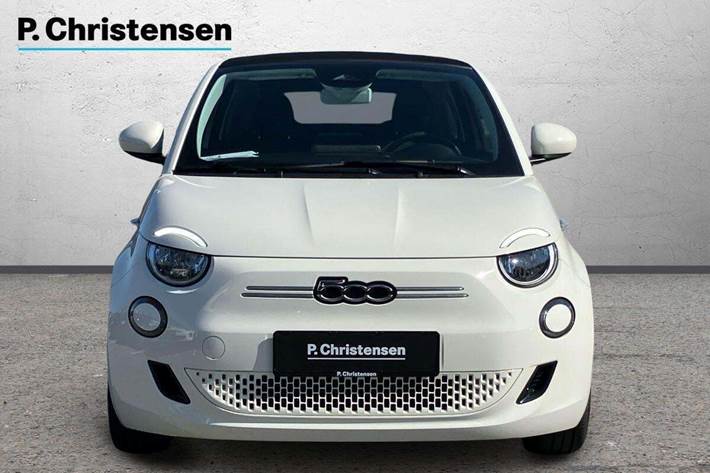 Hvid Fiat 500e fra 2023