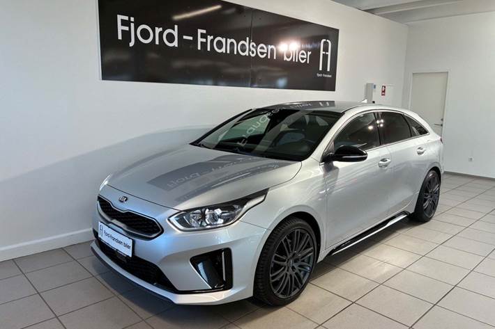 Grå Kia ProCeed fra 2019