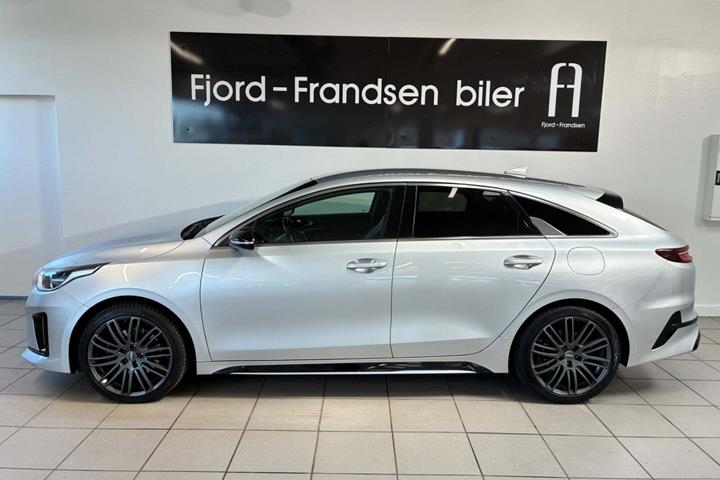 Grå Kia ProCeed fra 2019