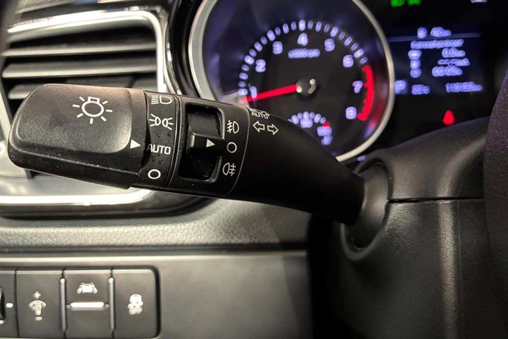 Grå Kia ProCeed fra 2019