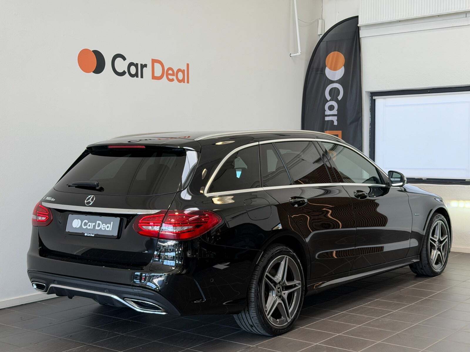 Mercedes C300 de 2,0 AMG Line stc. aut.