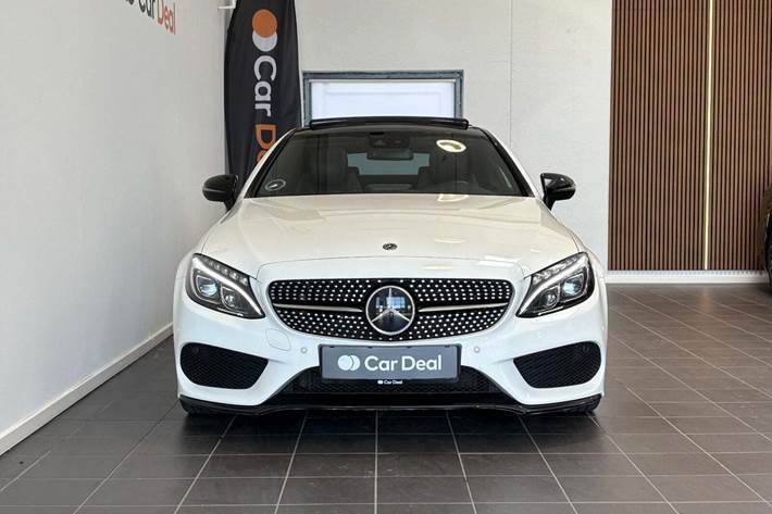 Hvid Mercedes C200 fra 2017