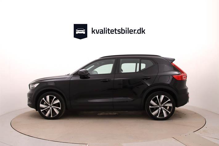 Sort Volvo XC40 fra 2020