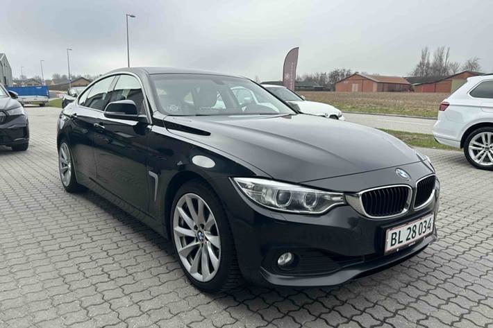 Sort BMW 428i fra 2015