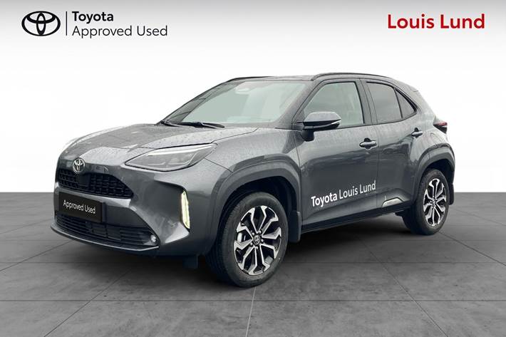 Grå Toyota Yaris Cross fra 2025