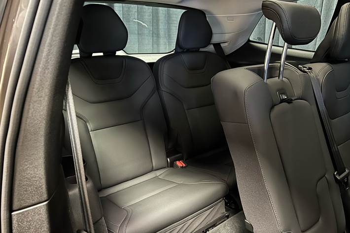 Grå Volvo EX90 fra 2024