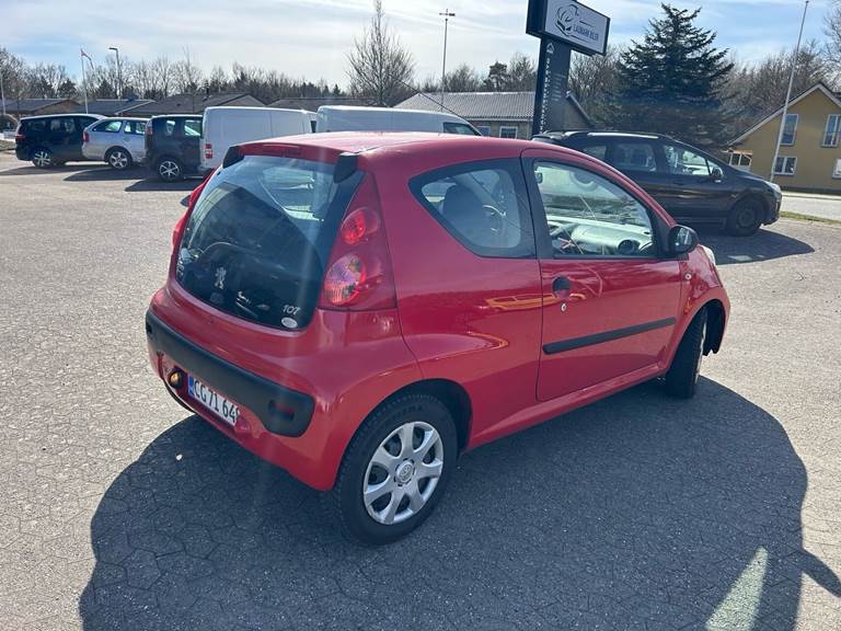 Peugeot 107 1,0 i 3D 68Hk 68HK 3d