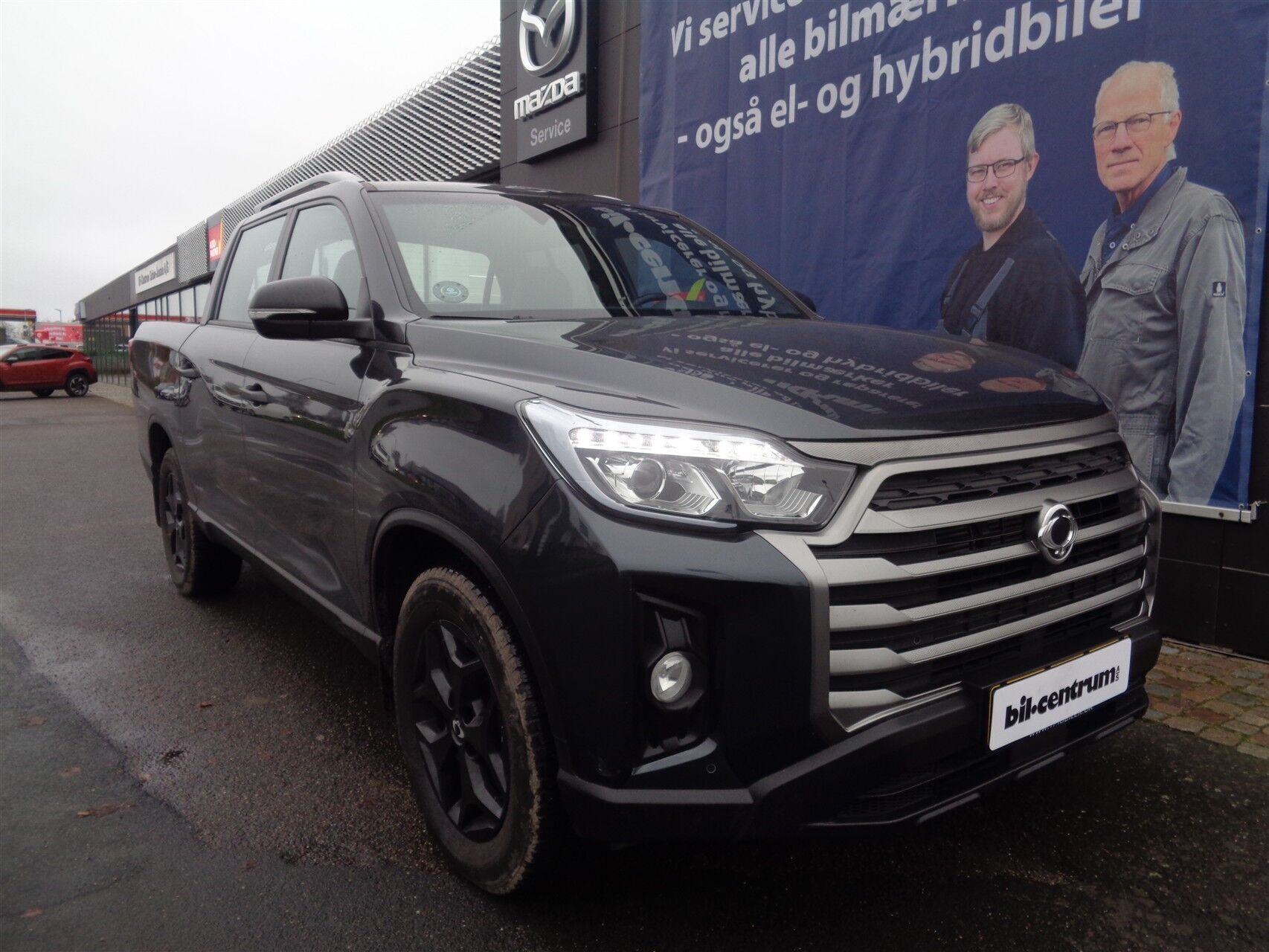 Sort KGM Musso Grand fra 2023