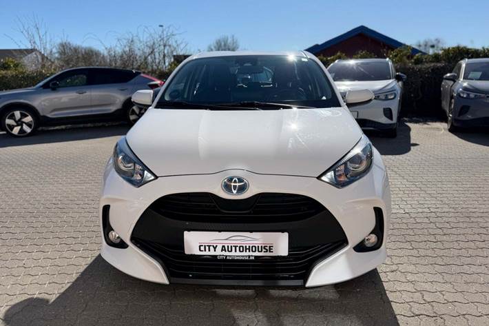 undefined Toyota Yaris fra 2022