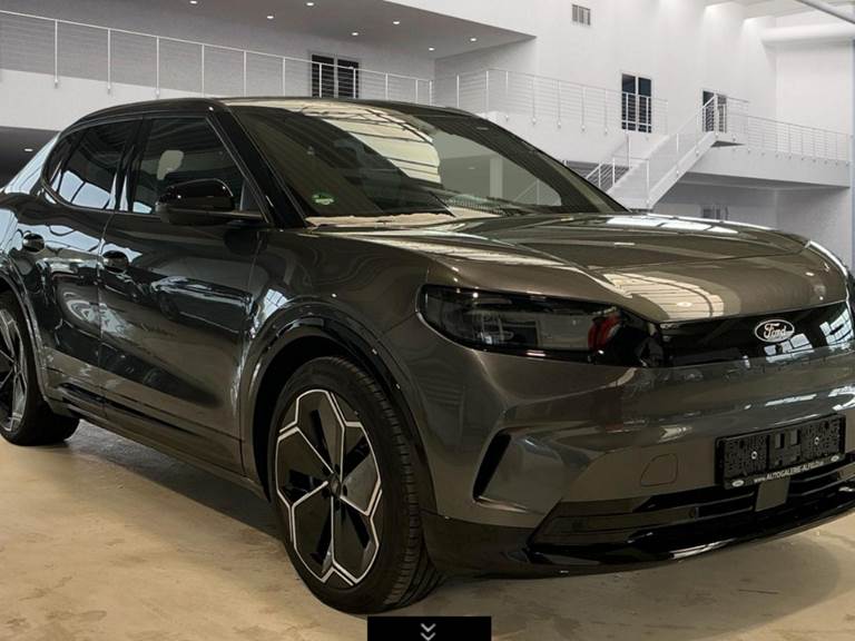 Ford Capri 77 Premium Extended Range