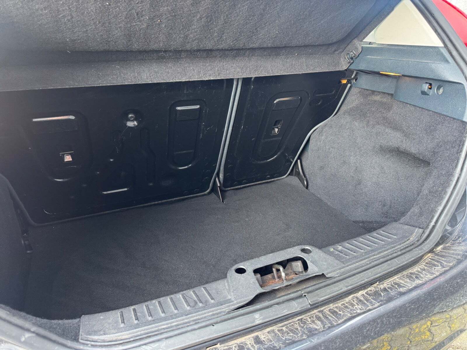 Grå Ford Fiesta fra 2009