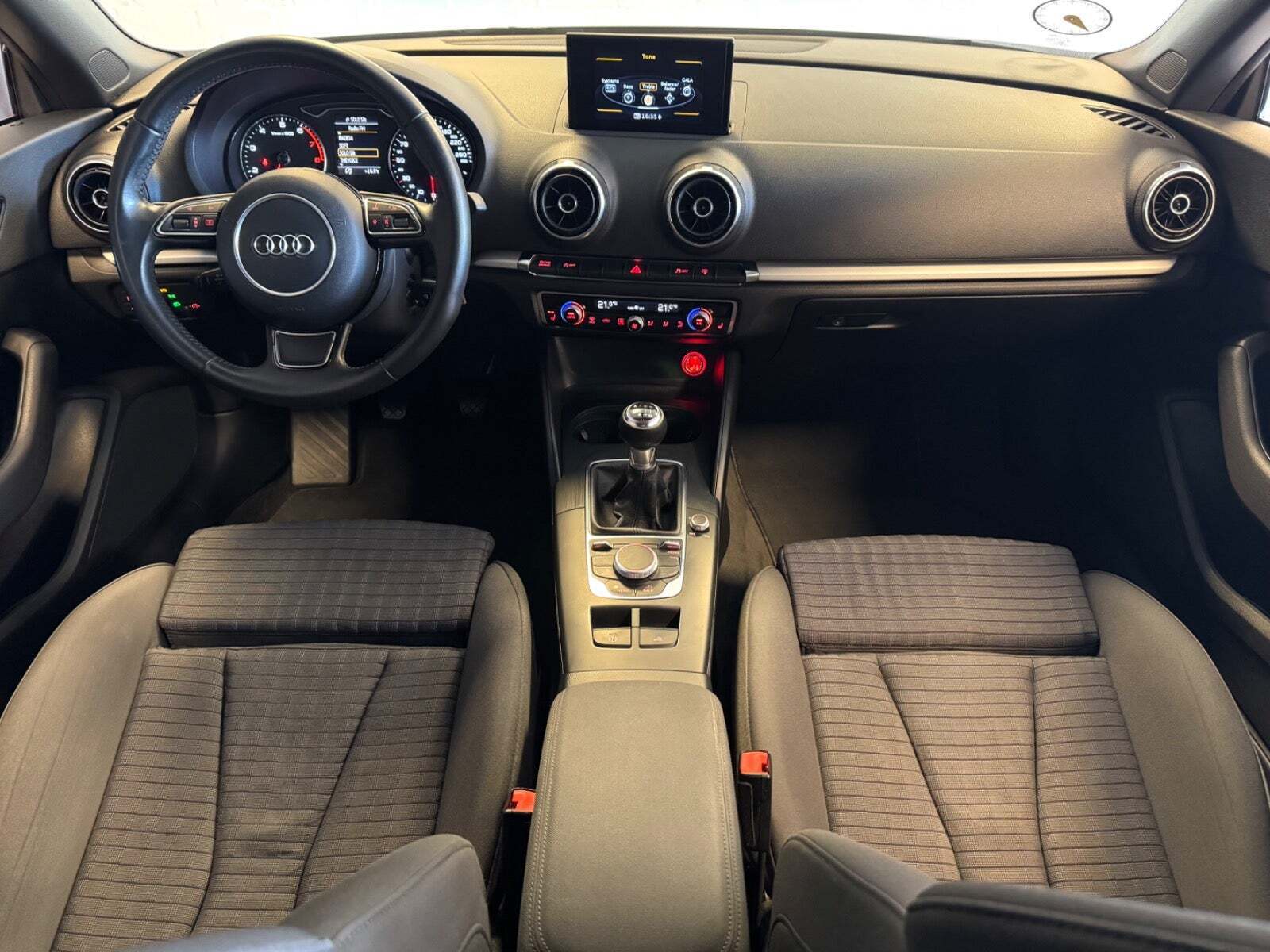 Sort Audi A3 fra 2014