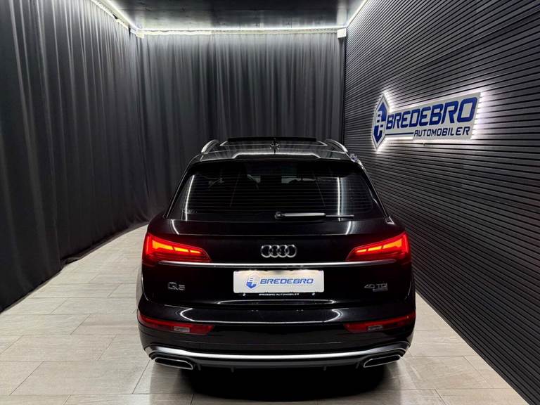 Audi Q5 40 TDi S-line quattro S-tr.