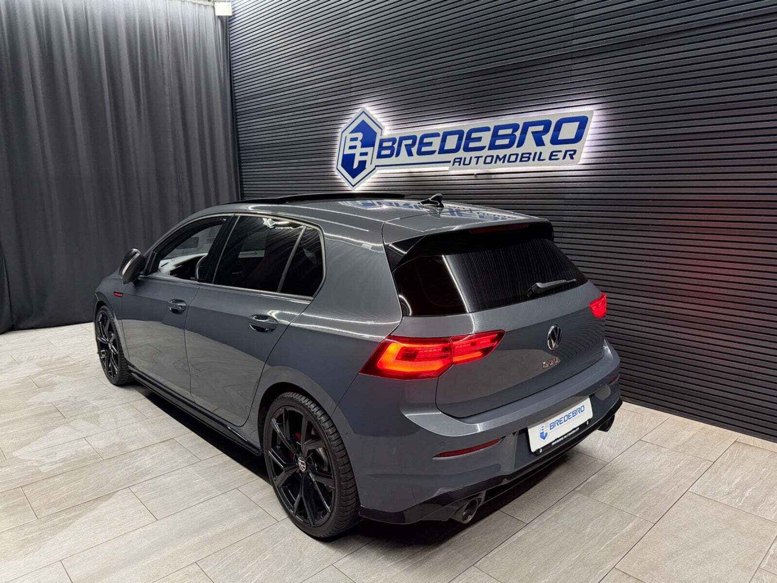 VW Golf VIII 2,0 GTi DSG