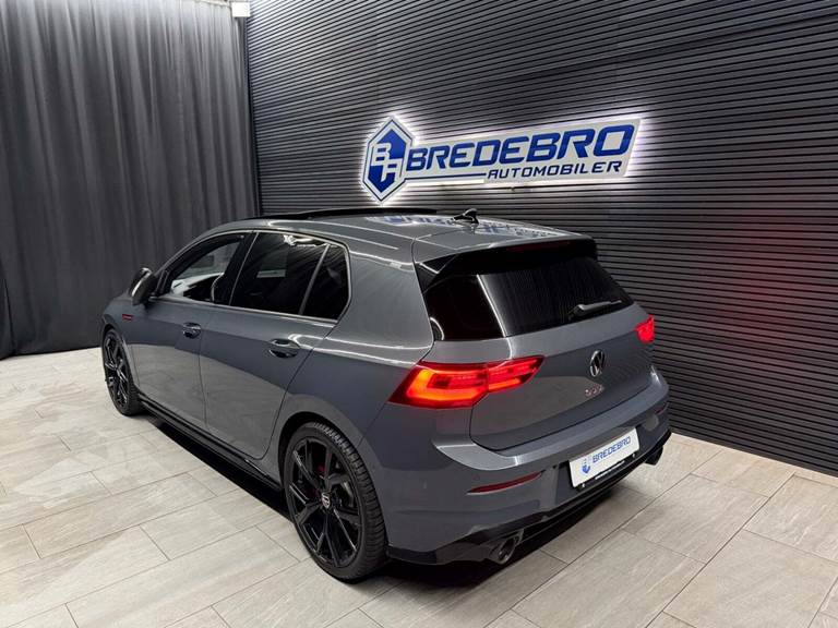 VW Golf VIII 2,0 GTi DSG