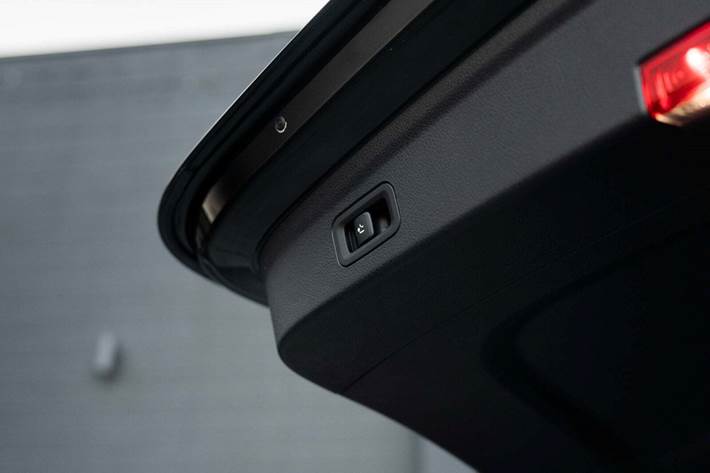 Sort Mercedes GLE350 e fra 2022