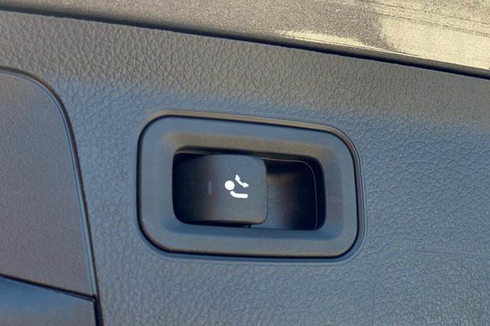 Grå Mercedes A200 fra 2021