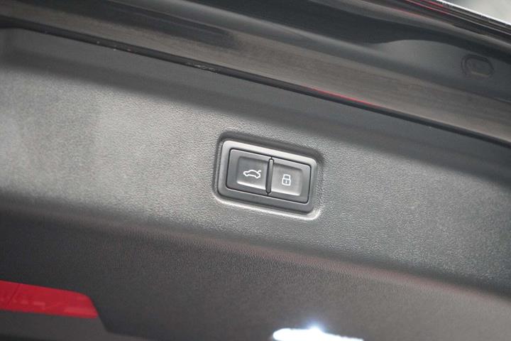 Sort Audi A6 e-tron fra 2025