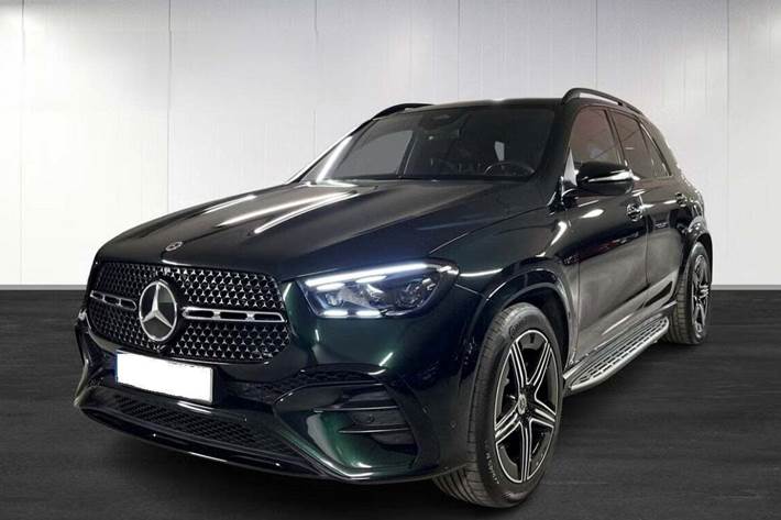 Grøn Mercedes GLE350 de fra 2024