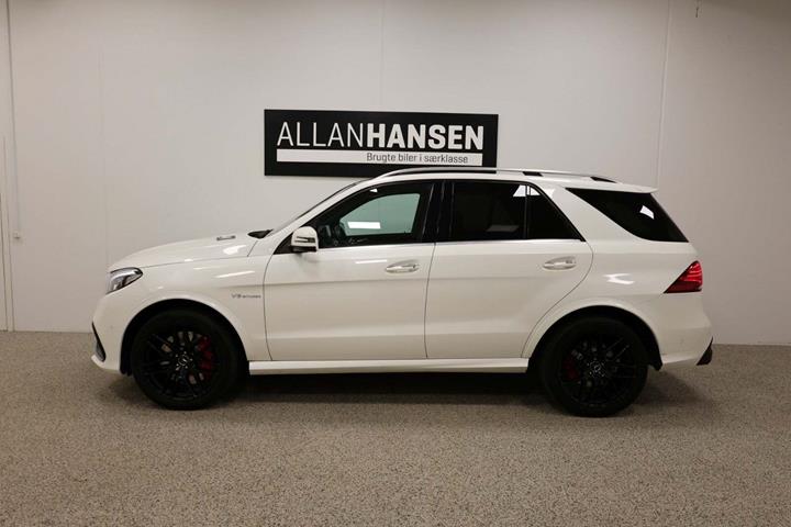 Hvid Mercedes GLE63 fra 2016