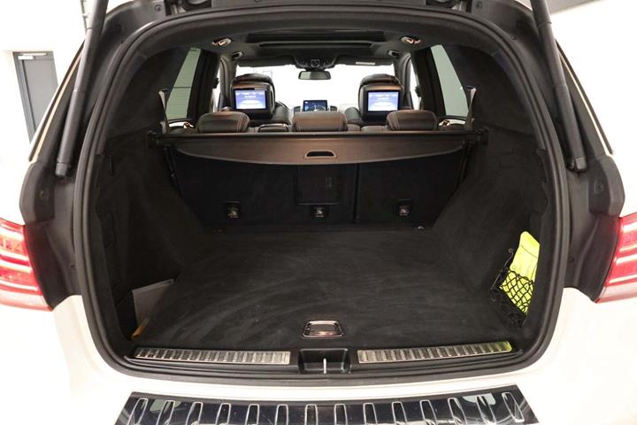 Hvid Mercedes GLE63 fra 2016