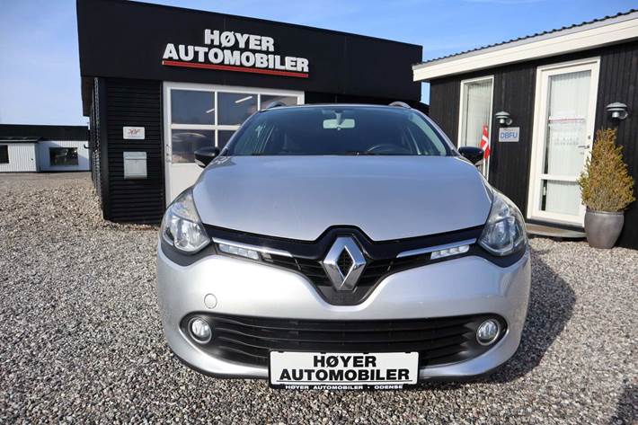 Sølv Renault Clio IV fra 2014