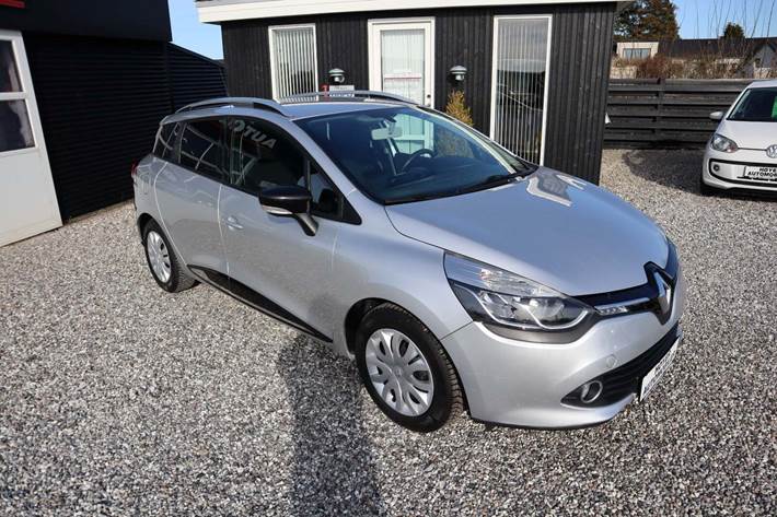 Sølv Renault Clio IV fra 2014
