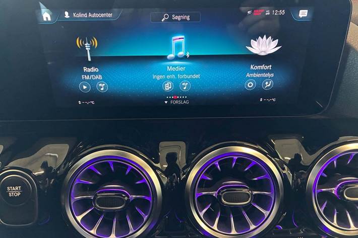 Grå Mercedes EQA300 fra 2022