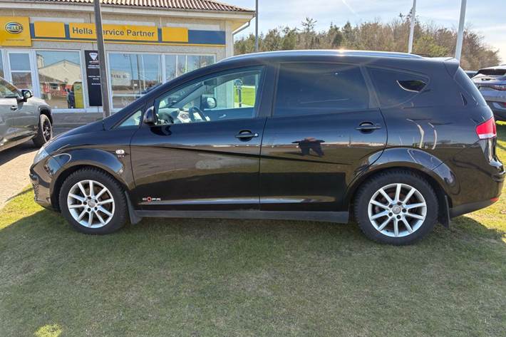 Sort Seat Altea XL fra 2012