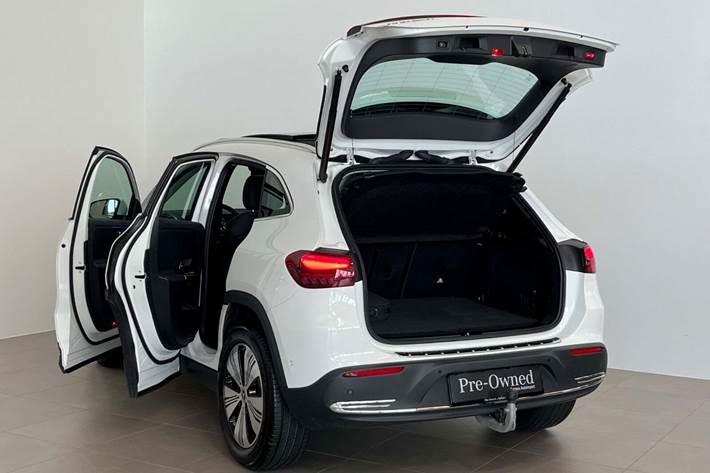 Hvid Mercedes EQA250 fra 2024